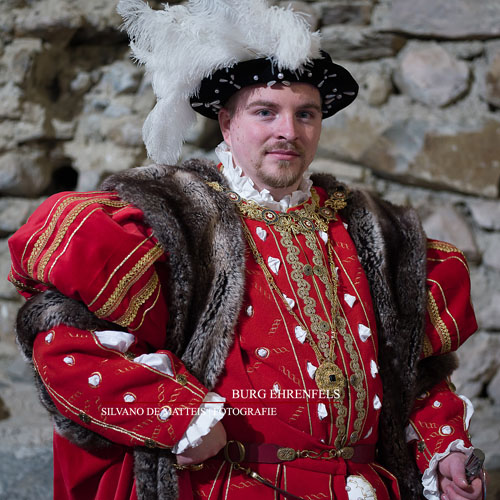 Burg Ehrenfels Mittelalterhochzeit geladene Gäste - Fotograf Silvano De Matteis